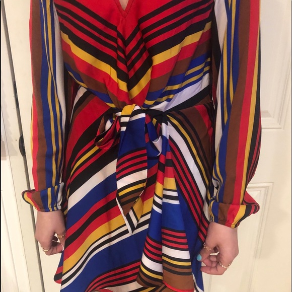 Woman’s NWT Express dress - Picture 6 of 8